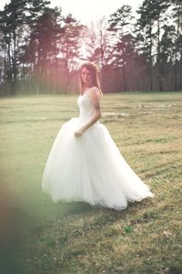163_afterwedding_wedding_photography_shooting_auroraphotoralis_germany_Fotografin_MaraSwieczkowski_Hochzeit_portrait_hochzeitskleid_th&uuml;ringen